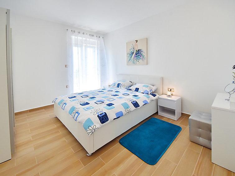 Garden Apartment
